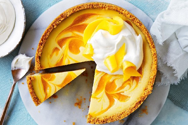 Hướng dẫn làm bánh cheesecake xoài thơm ngon béo ngậy