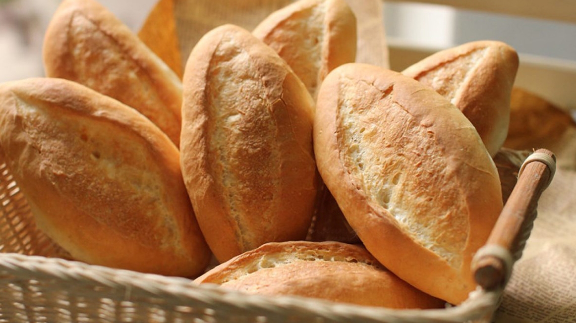 Cách làm bánh mì bằng nồi chiên không dầu thơm ngon, giòn rụm