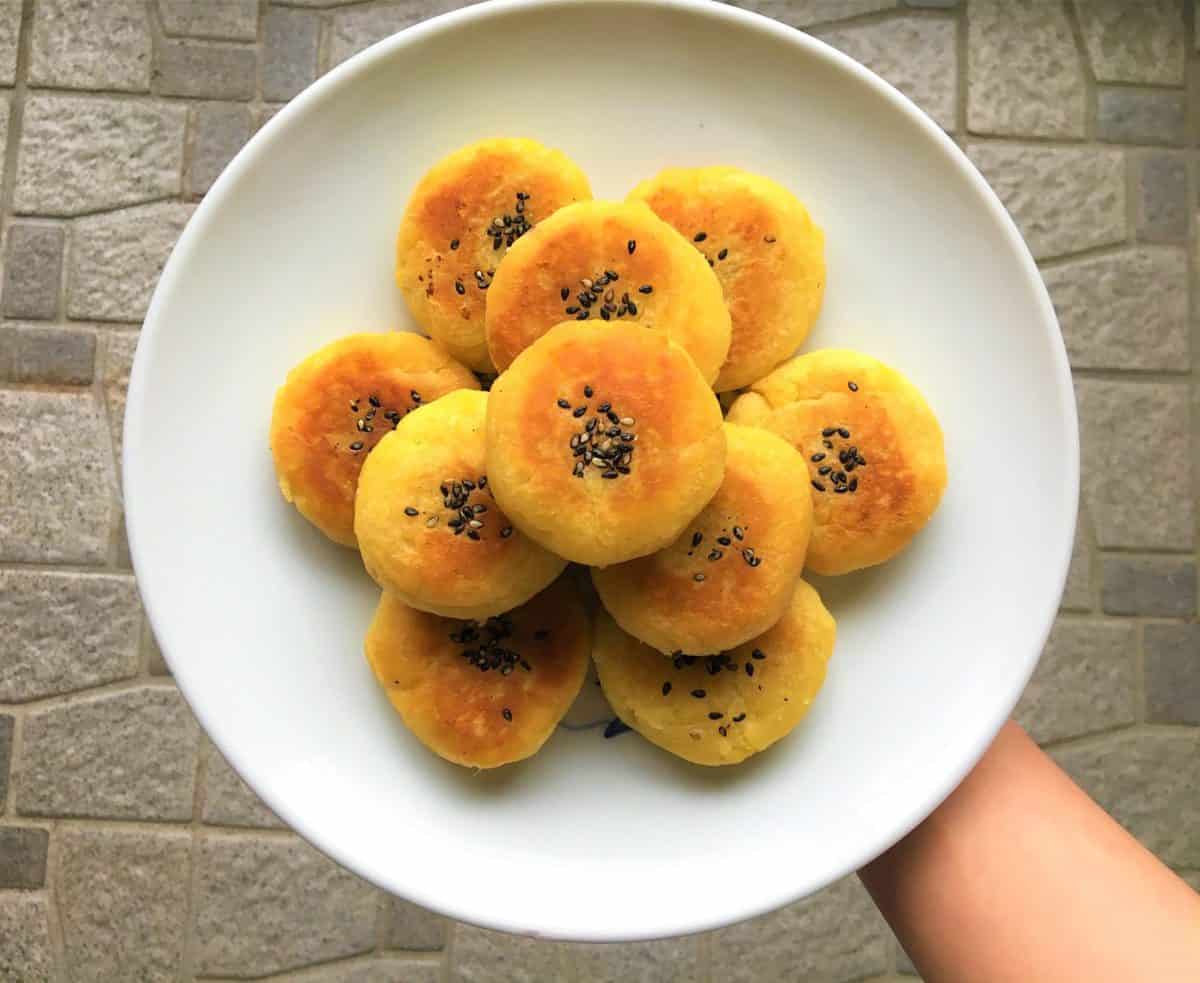 Cách làm bánh khoai lang sữa dừa bằng nồi chiên không dầu
