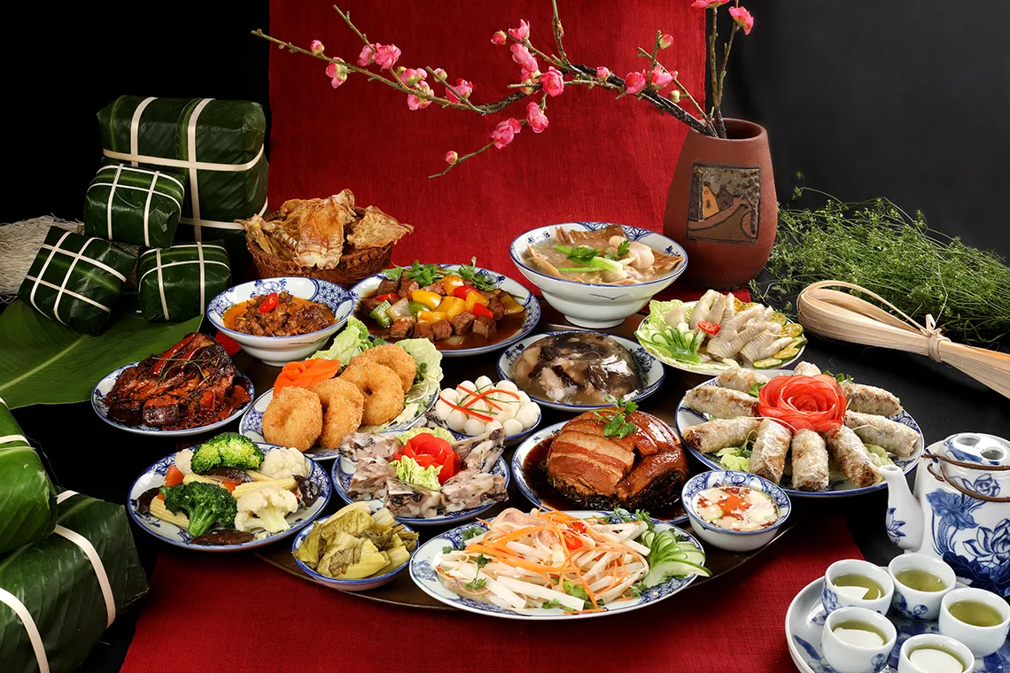 Tổng hợp món ăn truyền thống trong mâm cơm ngày tết cổ truyền Việt Nam