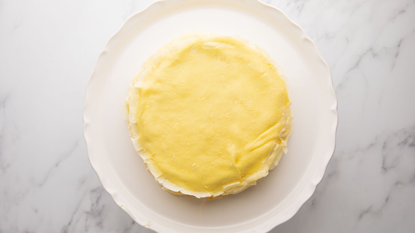 Hướng dẫn cách làm bánh crepe sầu riêng ngàn lớp