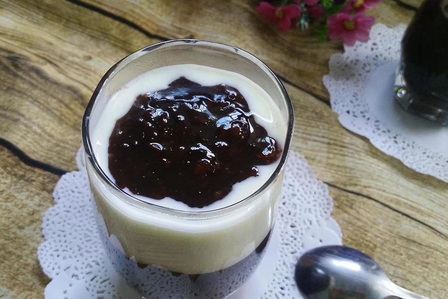 Cách làm sữa chua nếp cẩm tại nhà cực dễ