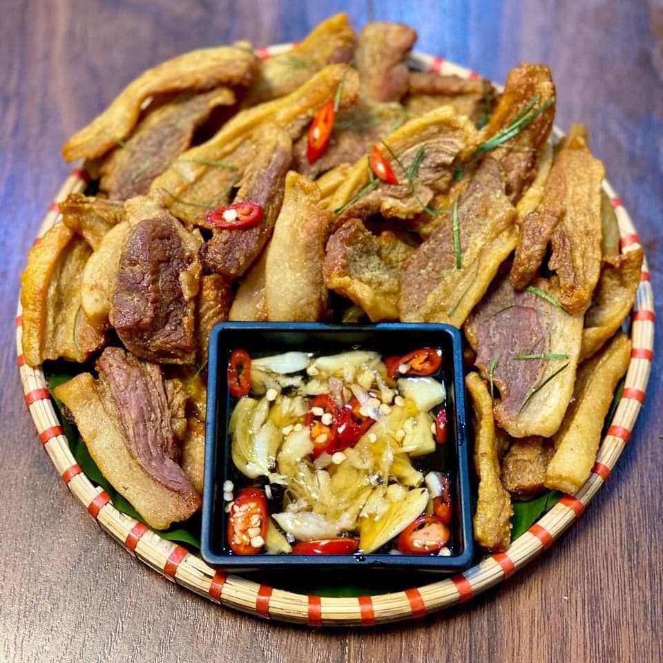 Cách làm tóp mỡ thịt ba chỉ giòn rụm