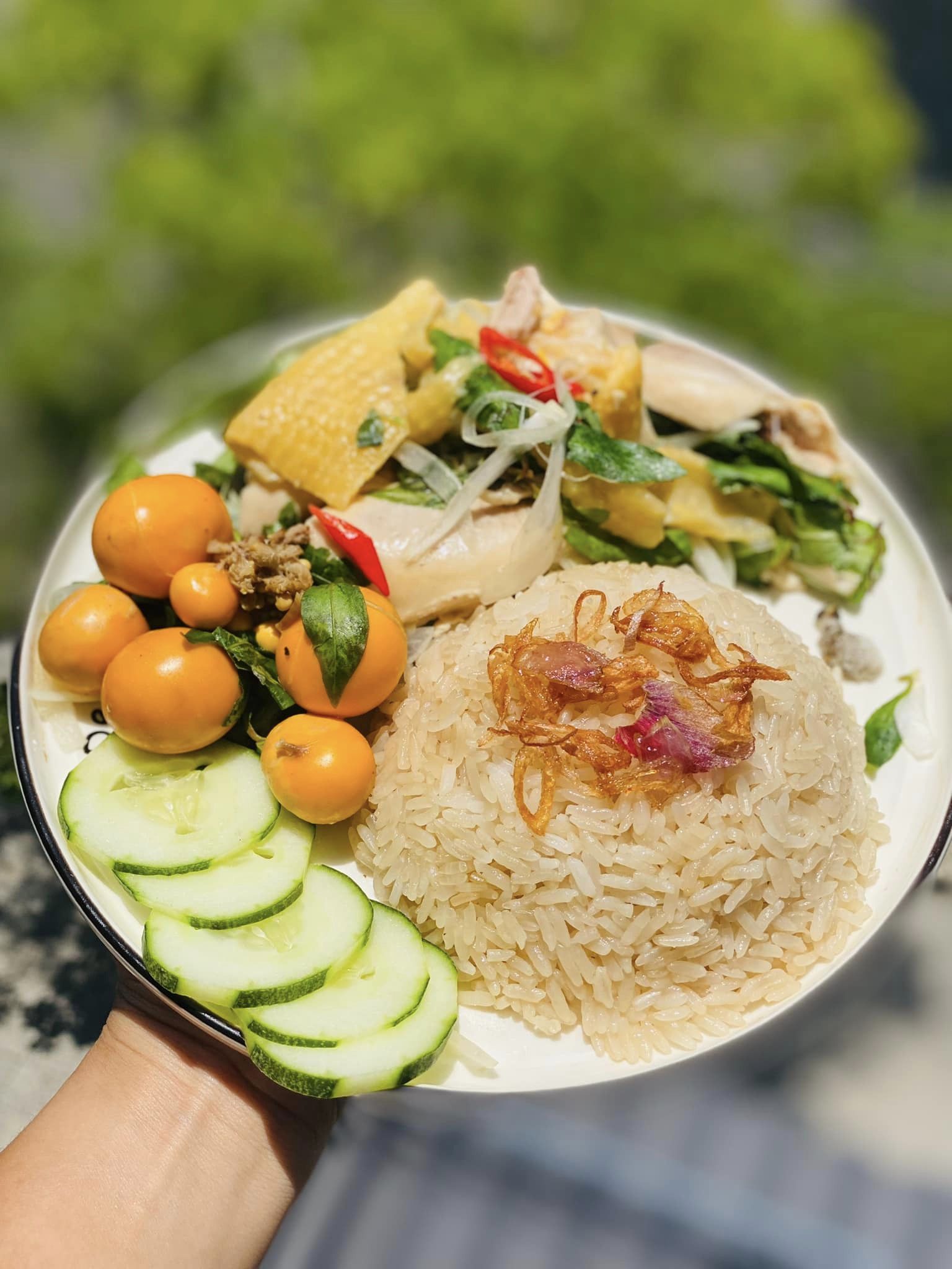 Cách làm cơm gà xé cực ngon miệng
