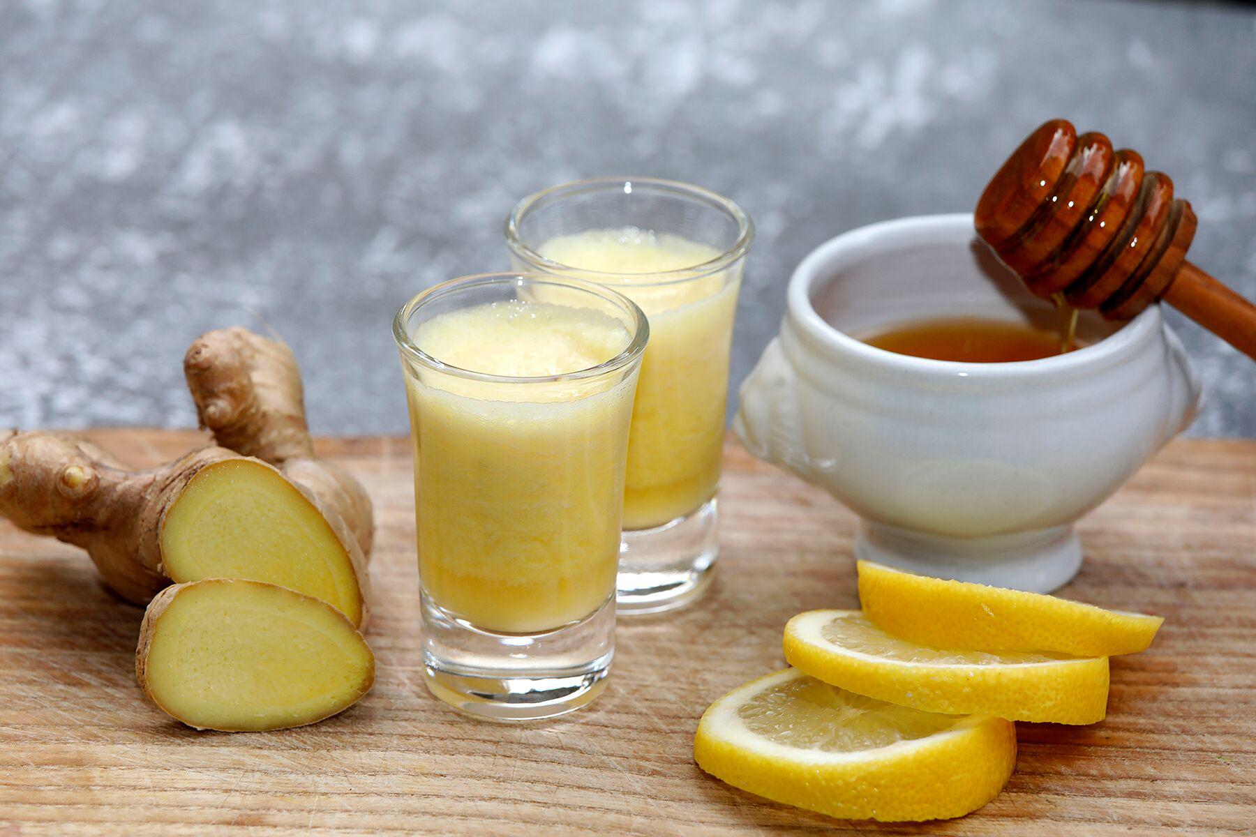 Ginger shots là gì? Cách làm ginger shots tại nhà