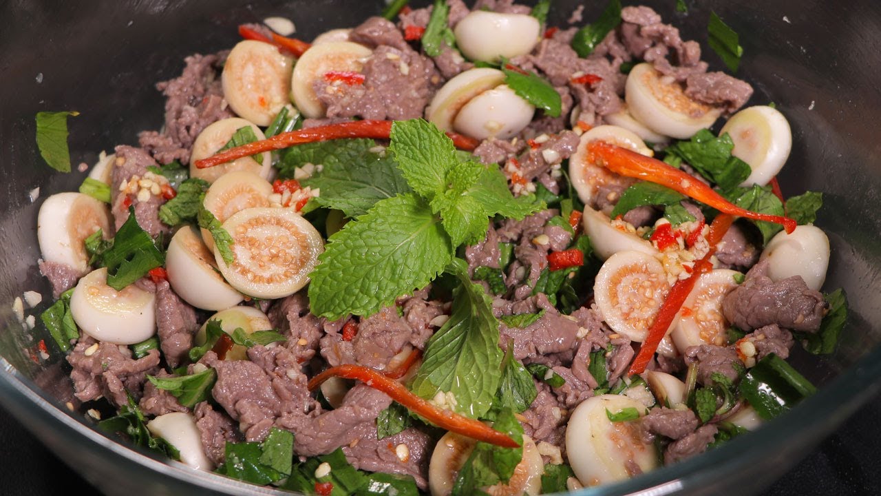 Cách làm gỏi bò cà pháo giòn tan, lạ miệng