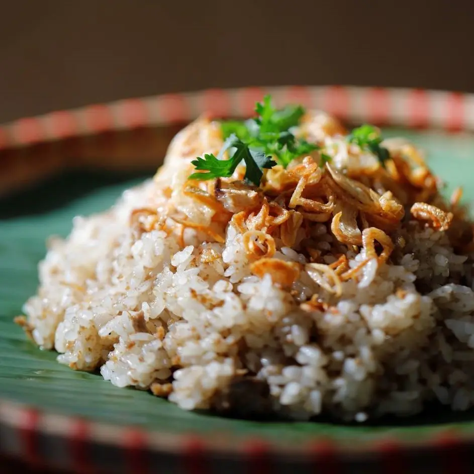 Cách làm xôi gà băm bằng nồi chiên hơi nước