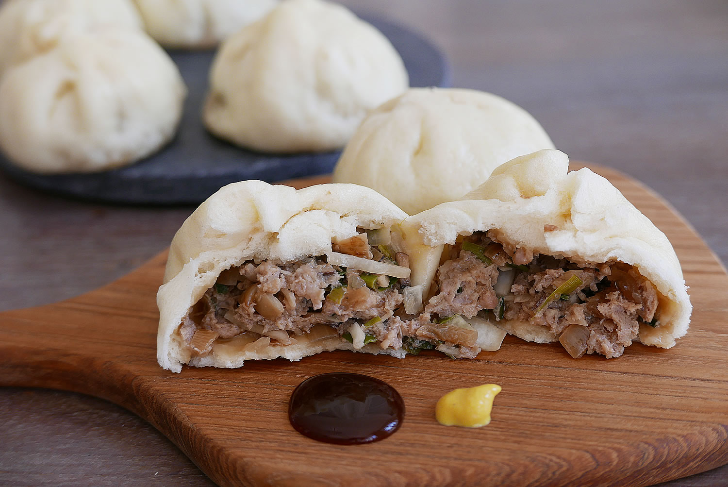 Cách làm bánh bao mặn đơn giản tại nhà