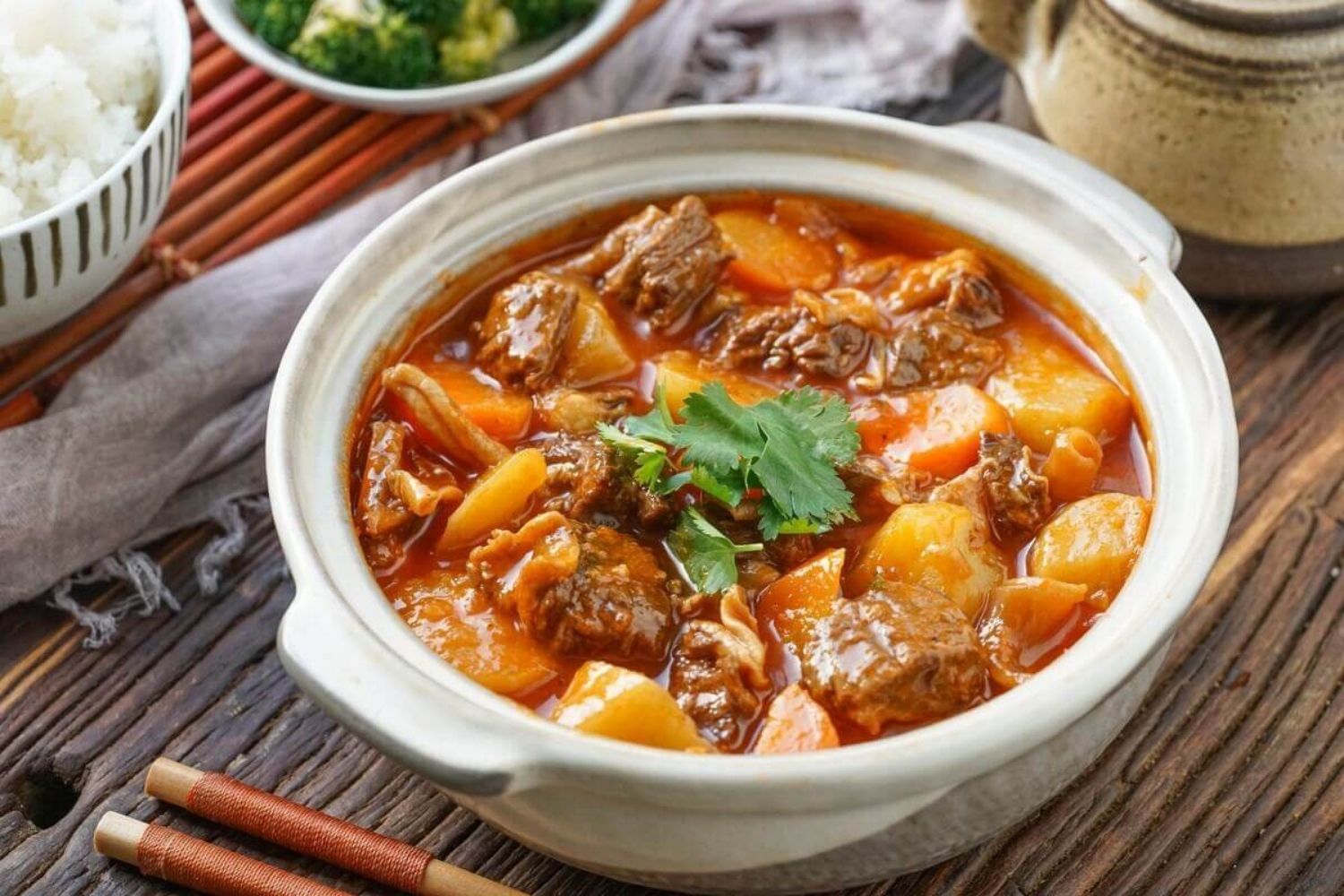 Cách nấu sốt vang gân bò ngon mềm và đậm đà