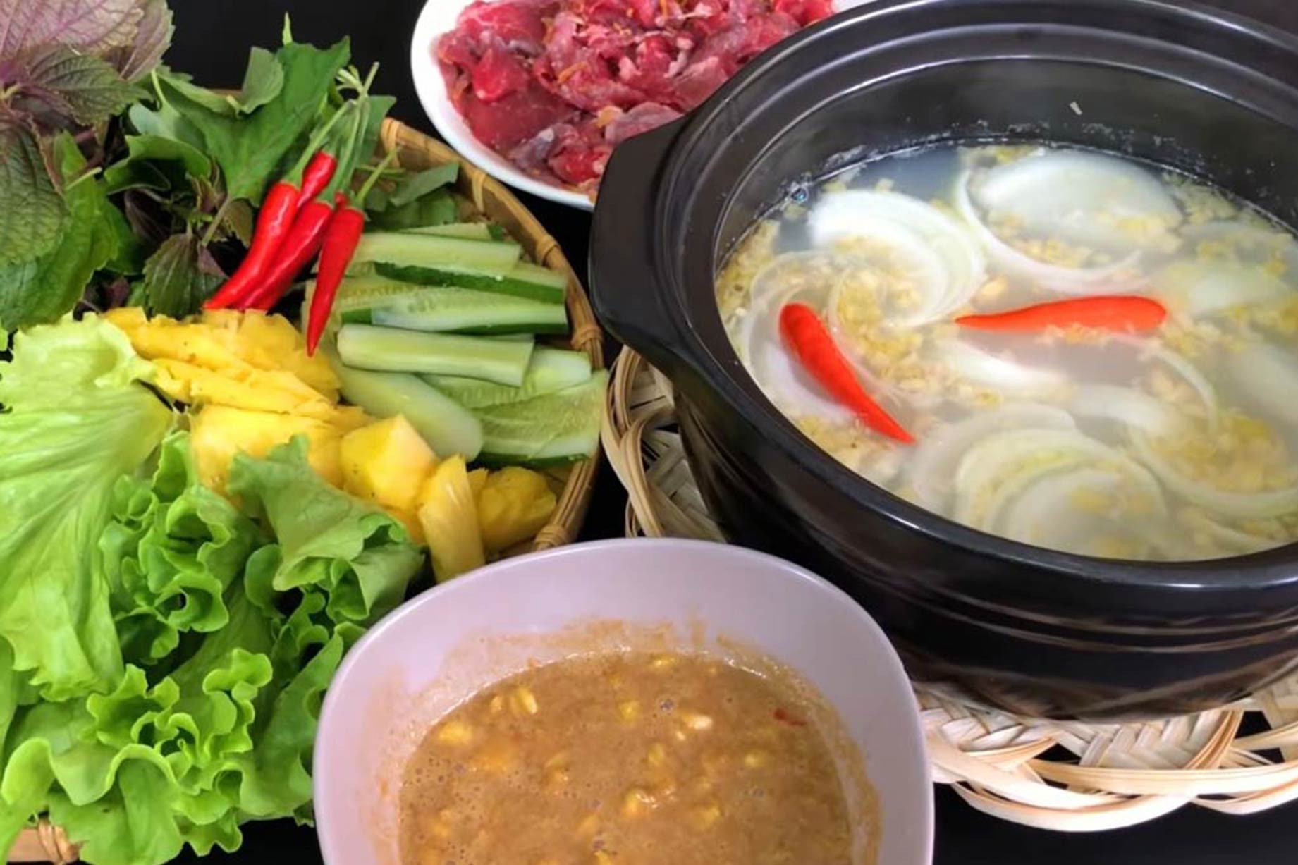 Cách nấu bò nhúng mẻ thơm ngon, hấp dẫn