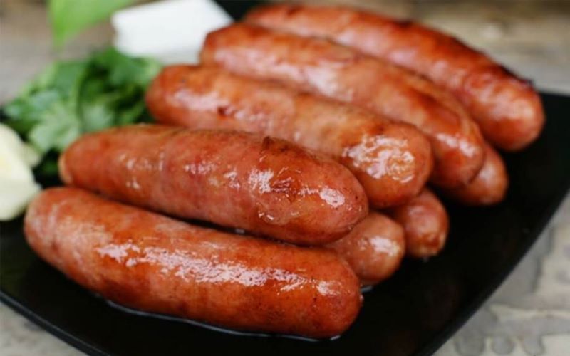 Hướng dẫn cách làm xúc xích gạo nếp cho bé