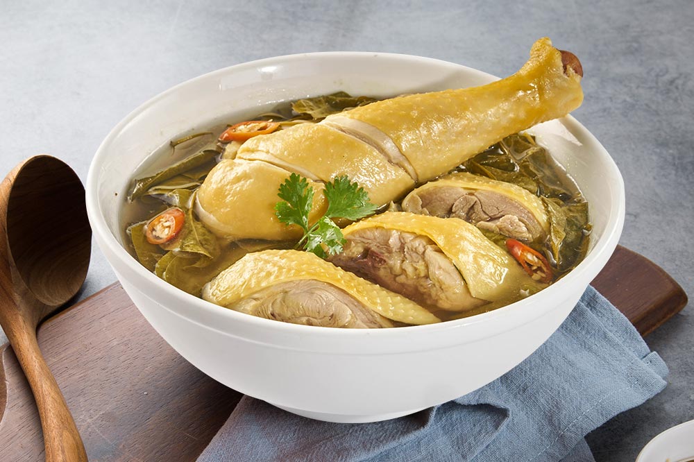 Cách nấu canh gà lá giang thơm ngon chuẩn vị