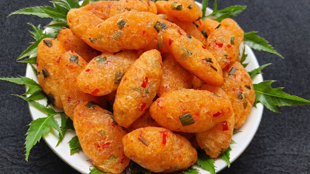 Cách làm bánh cay khoai mì cay nóng, giòn rụm
