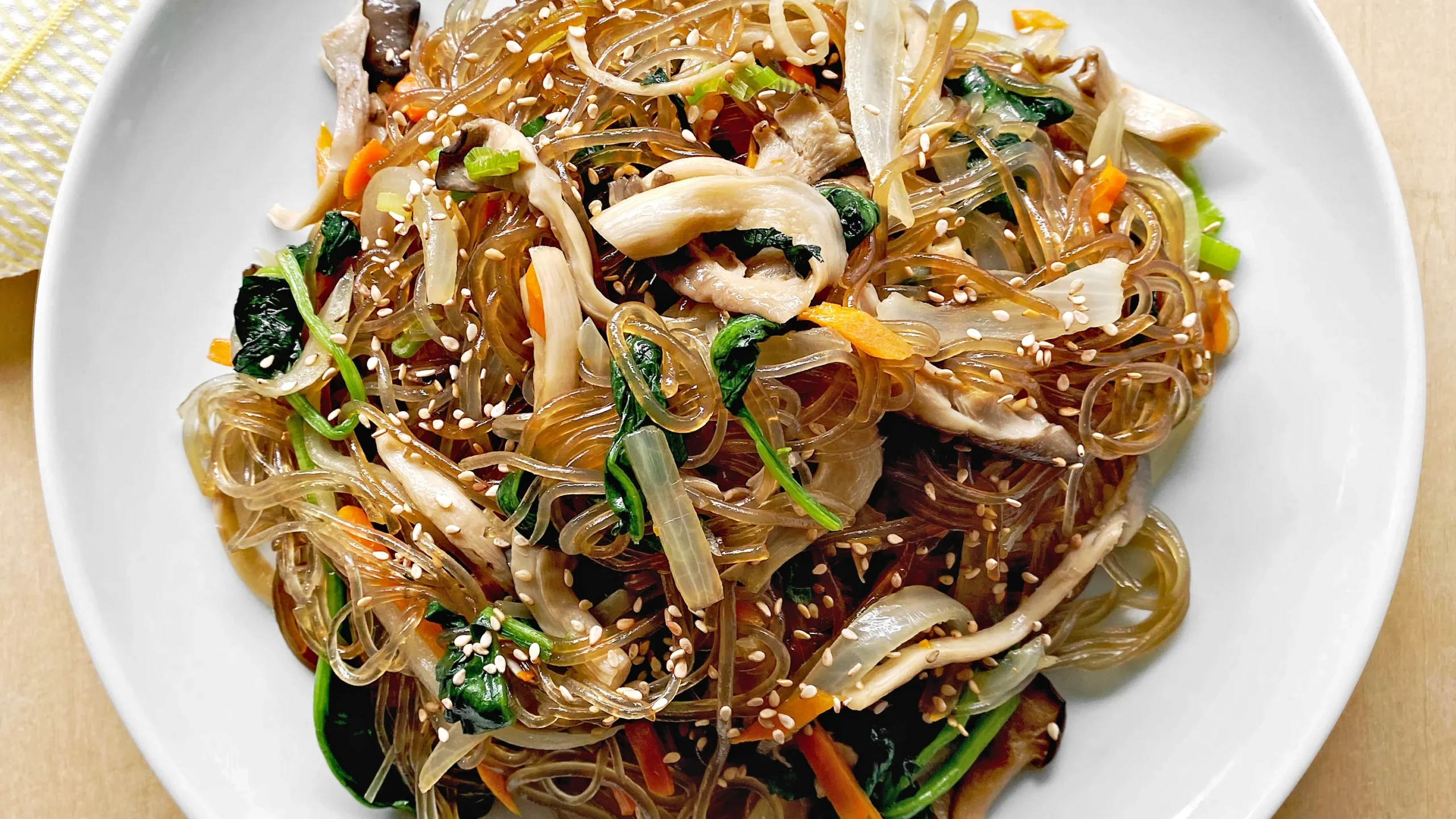Cách làm miến trộn xì dầu thơm ngon cực dễ