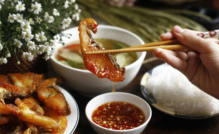 Cách nấu bún cá rô phi giòn ngon