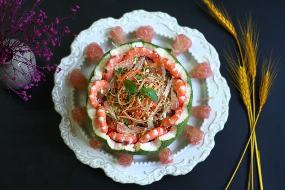 Cách làm gỏi bưởi tôm thịt thanh mát