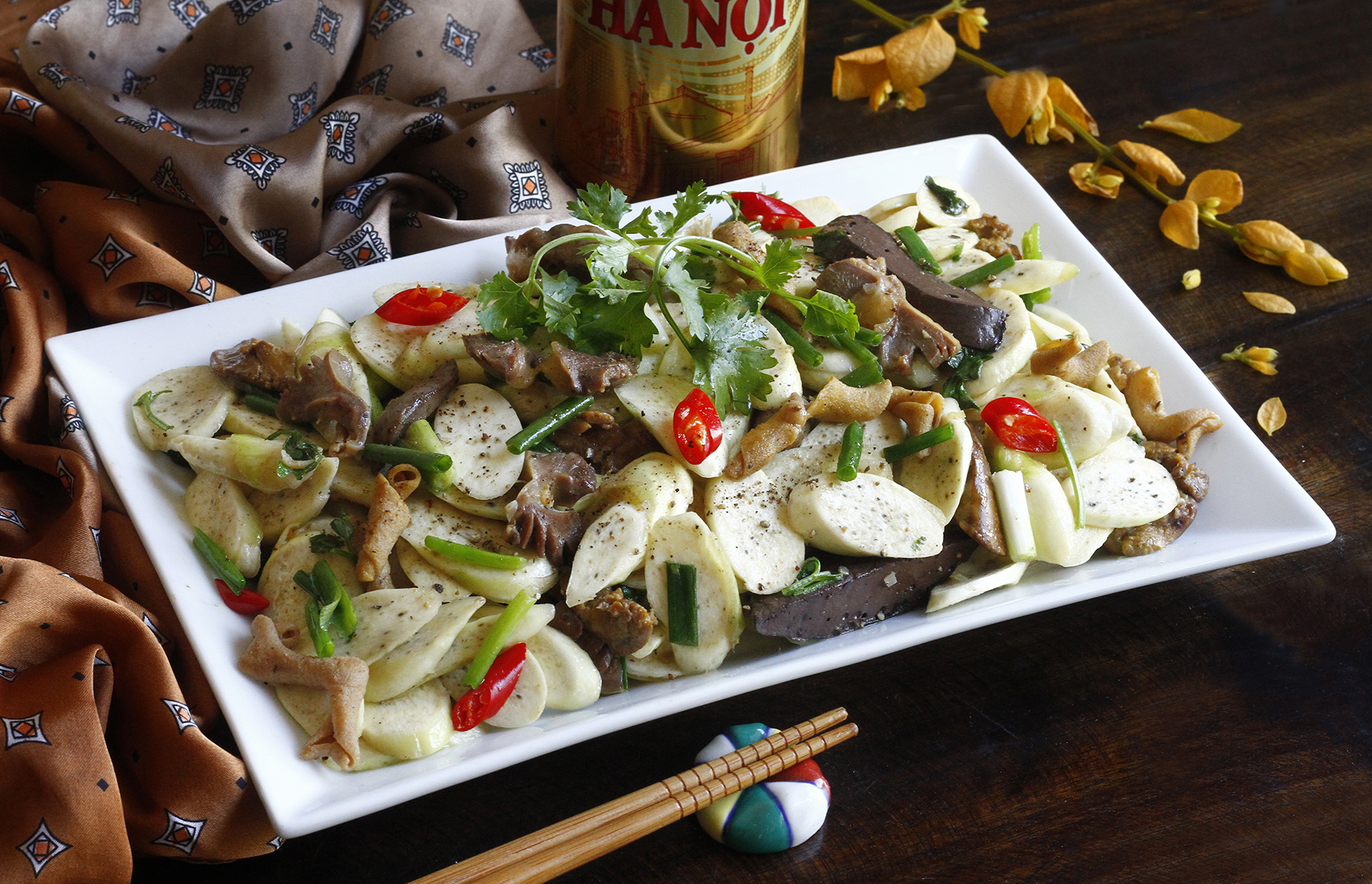 Cách làm niễng xào lòng gà dân dã