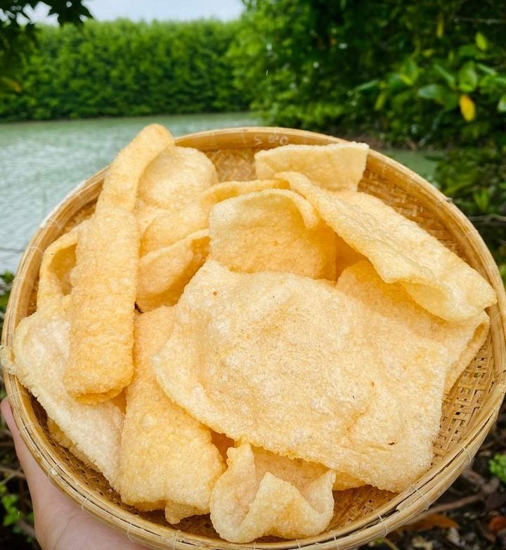 Cách làm bánh phồng tôm đơn giản tại nhà