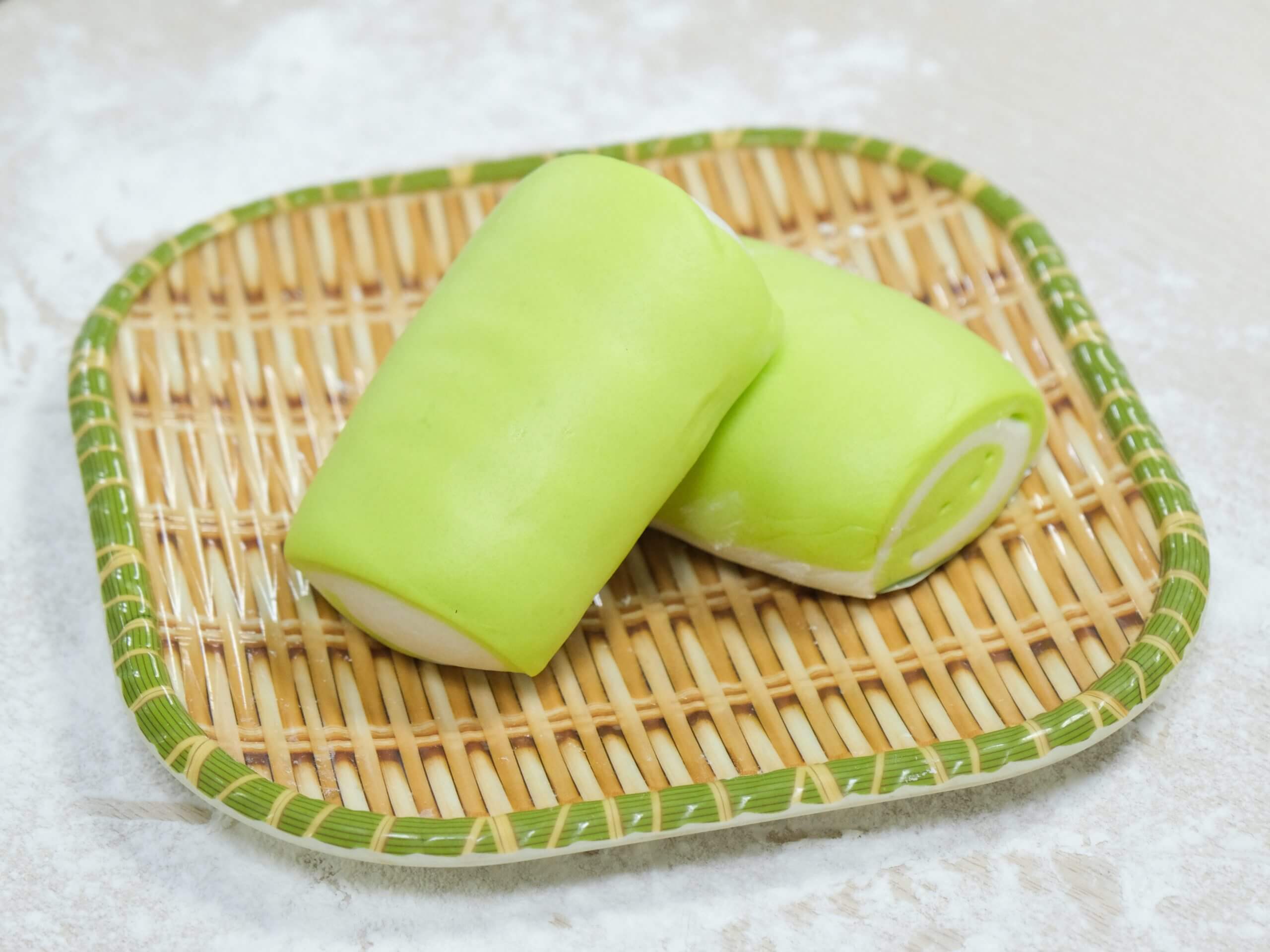 Cách làm bánh bao sữa dừa lá dứa thơm ngon, mềm mịn