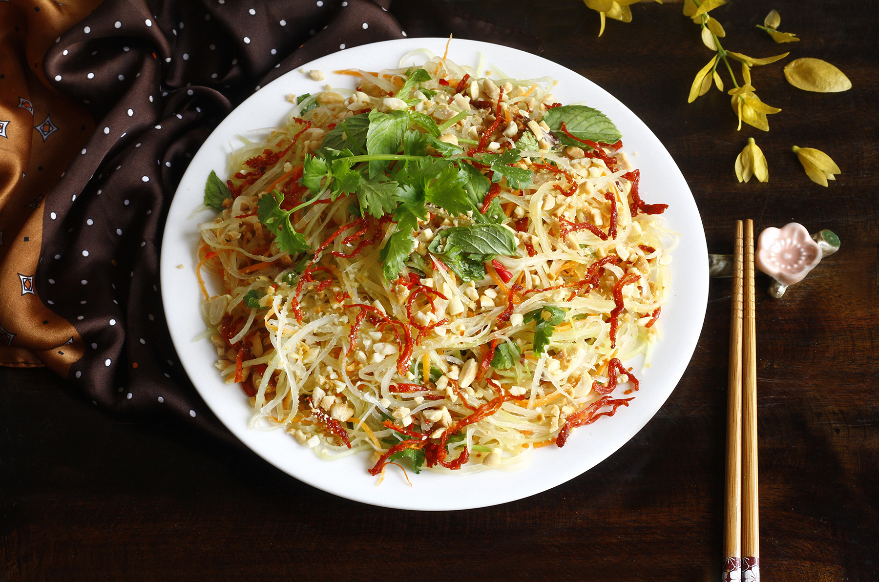 Cách làm nộm đu đủ bò khô ngon mê ly