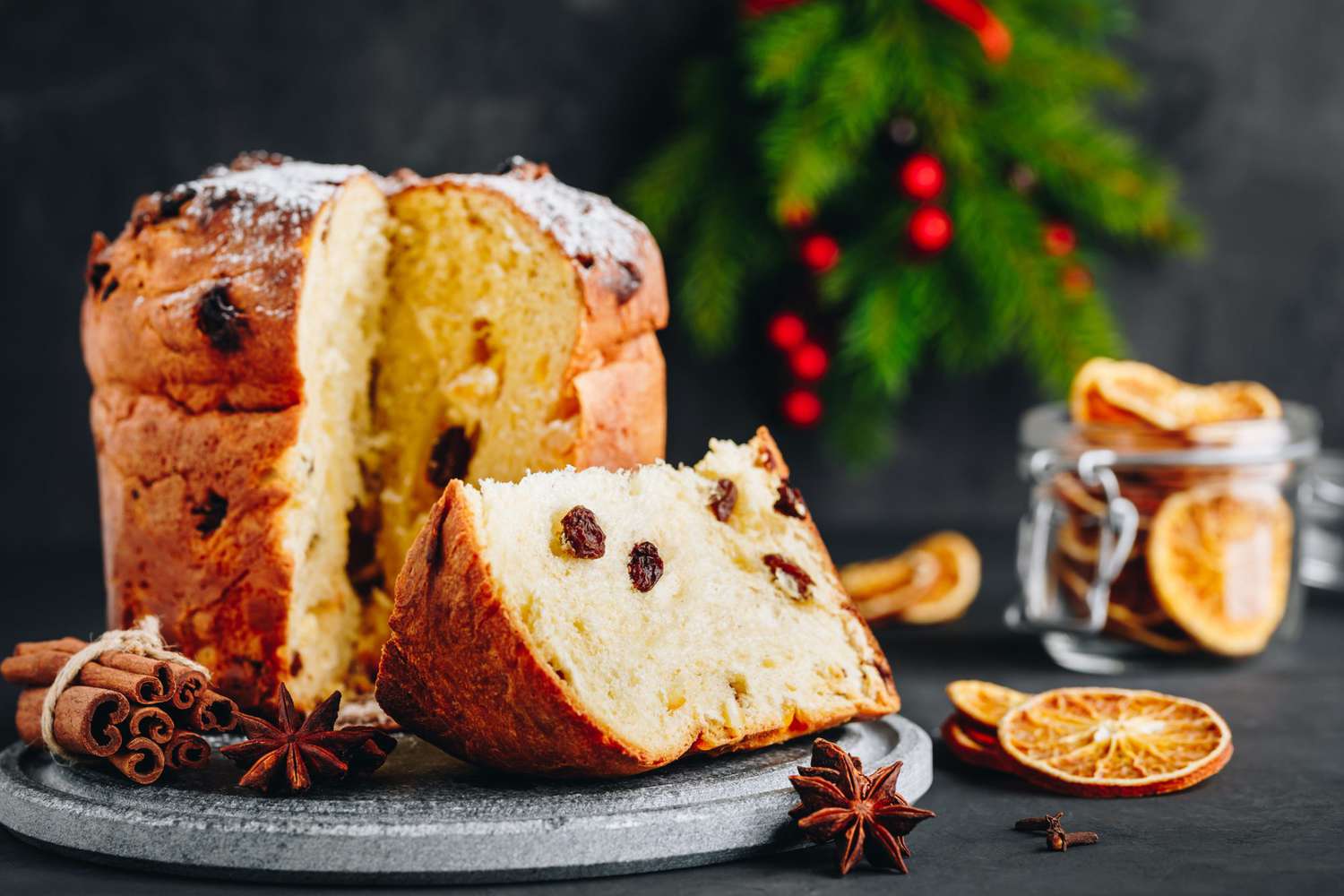 Cách làm bánh Panettone Giáng Sinh của Ý