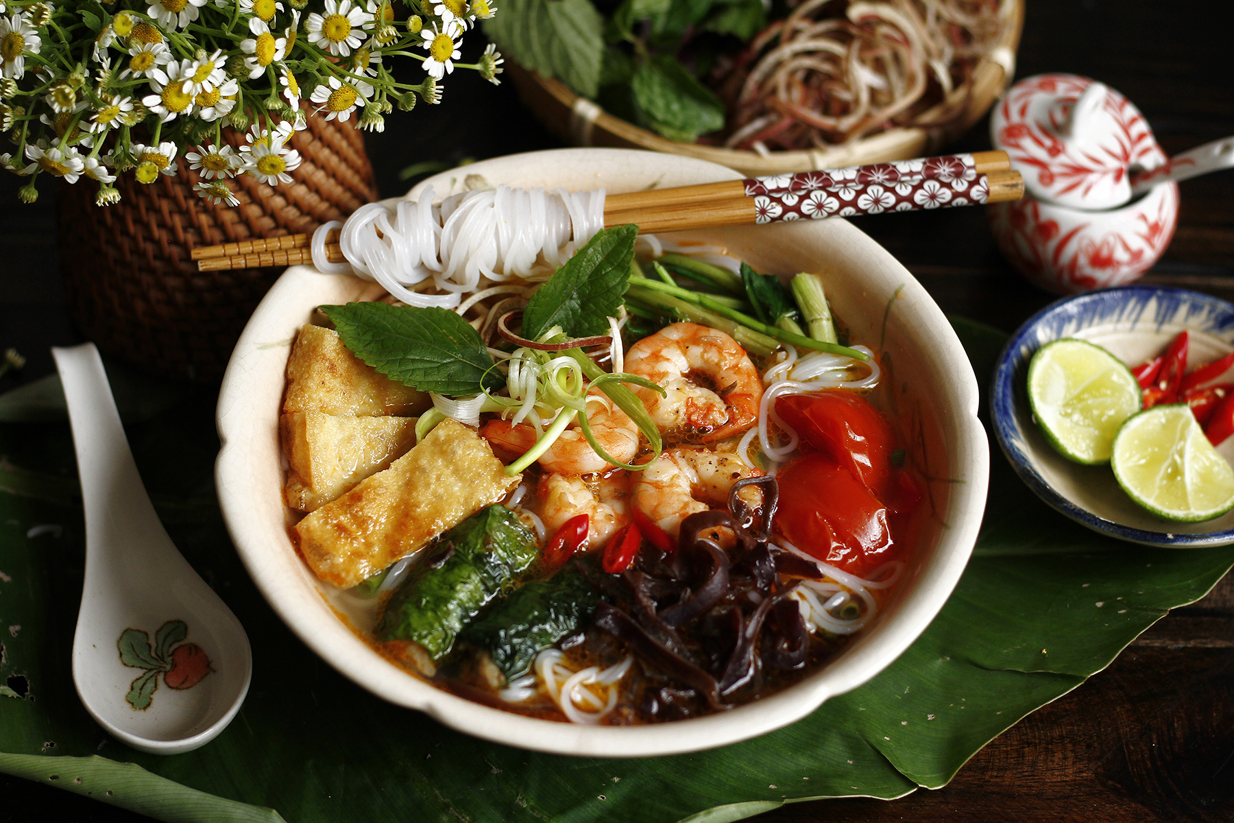 Cách nấu bún Thái hải sản chỉ 30 phút