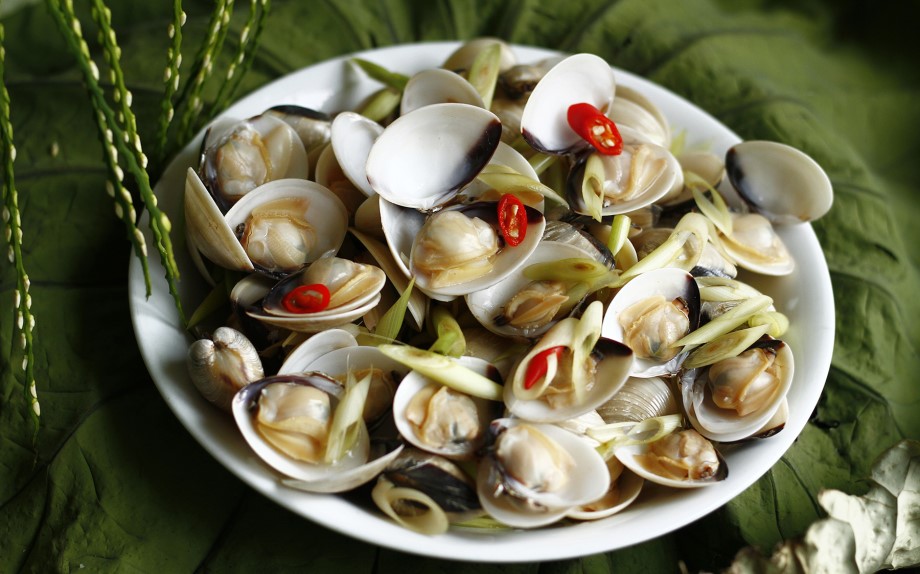 Cách làm nghêu hấp sả thơm ngọt đơn giản tại nhà