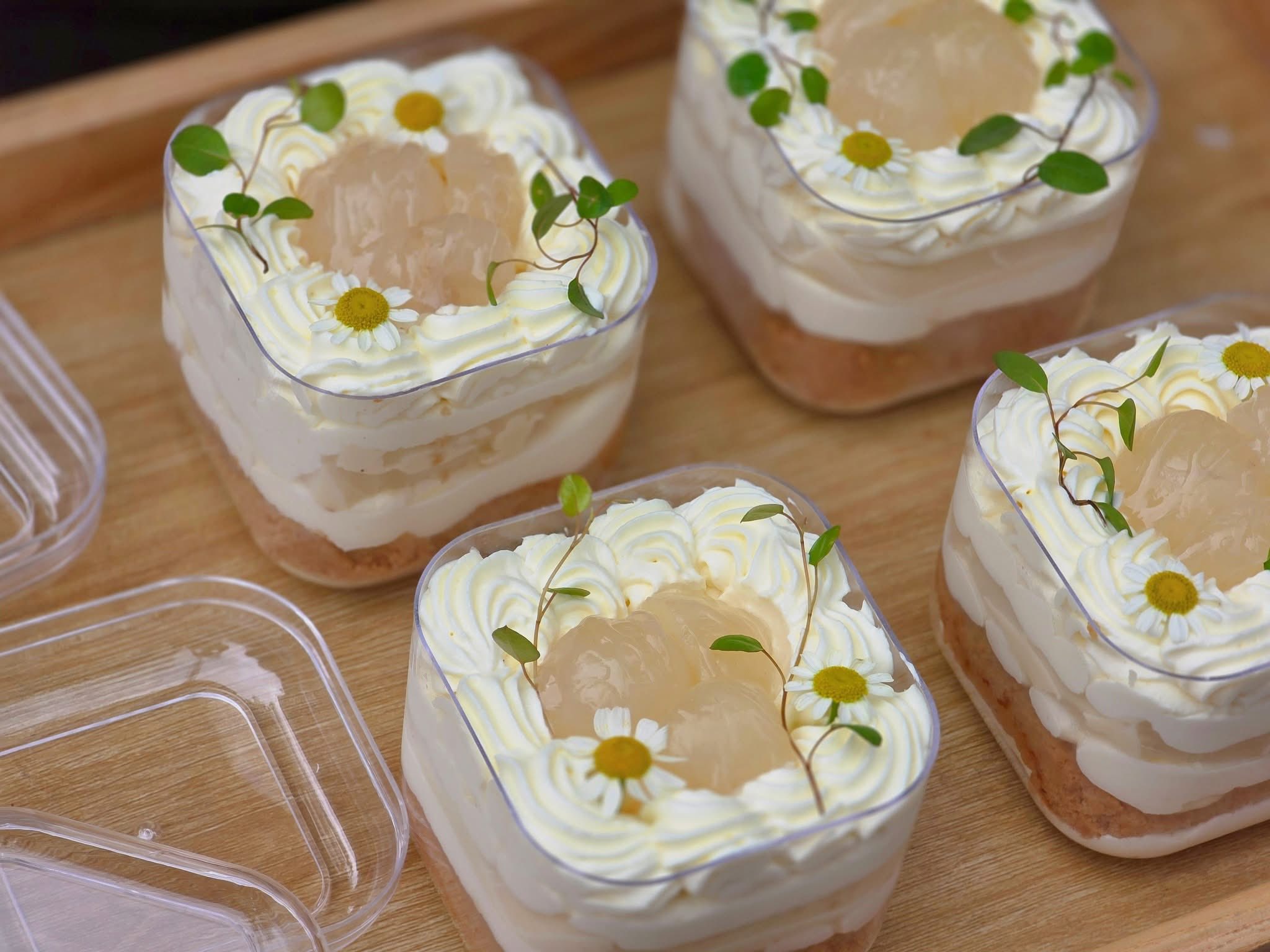 Bật mí cách làm bánh kem olong nhài nhãn hot trend thơm mát, thanh tao