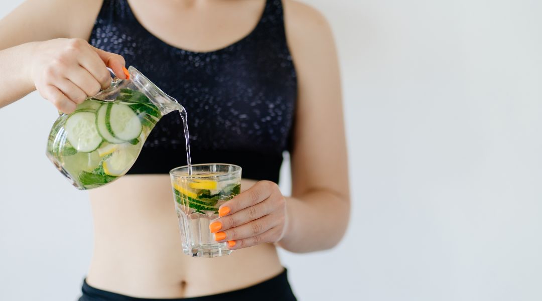 Uống gì để giảm cân? Gợi ý 5 loại nước giúp dáng thon, da đẹp