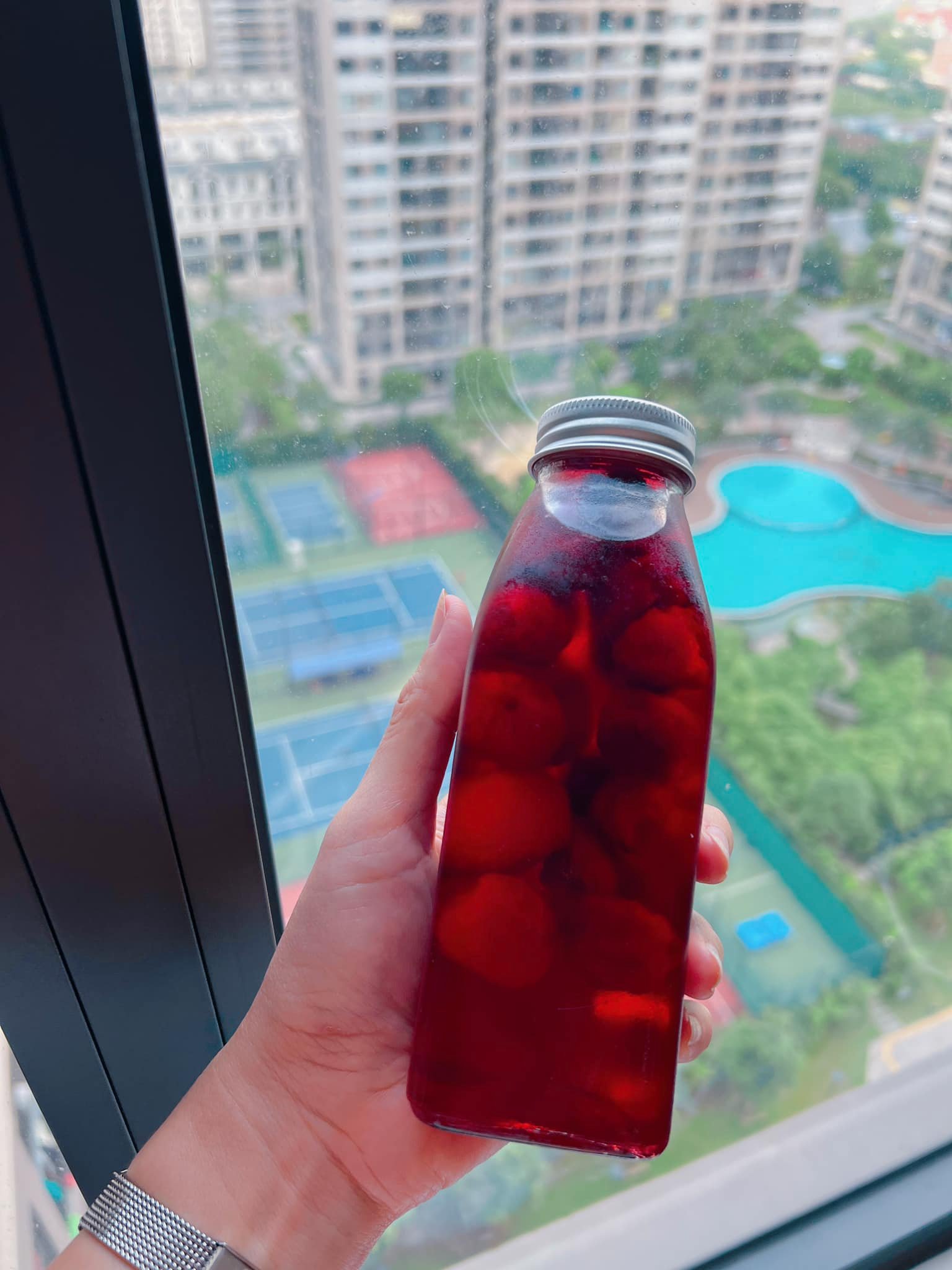 Hướng dẫn cách làm mận ngâm đường phèn tại nhà dễ nhất