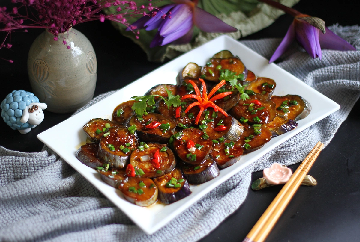 Cách làm cà tím kho tiêu đậm đà, cay nhẹ, cực hao cơm
